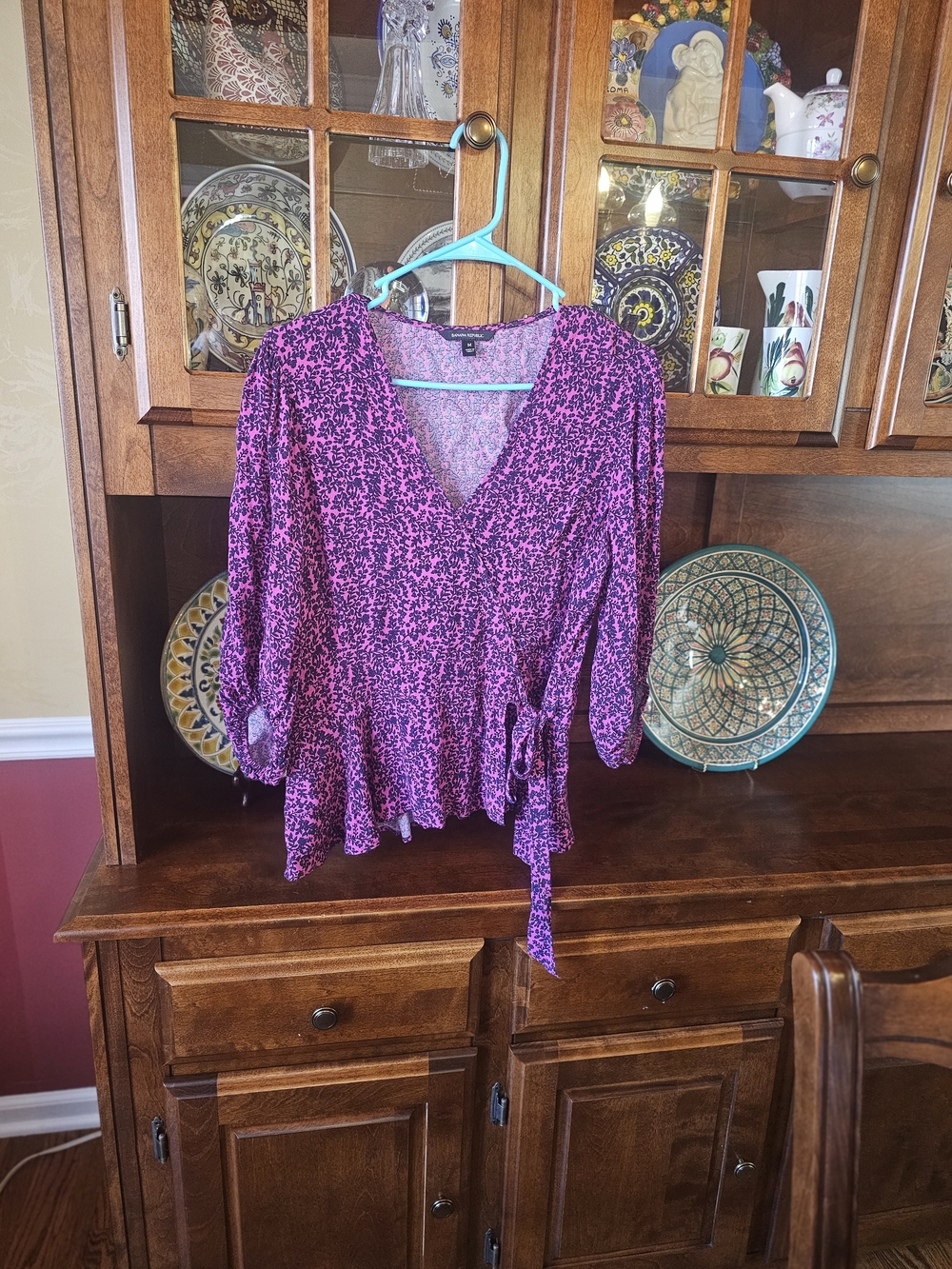 Women’s Pink Banana Republic Floral Wrap Blouse - V-Neck Tie Waist, Size Medium